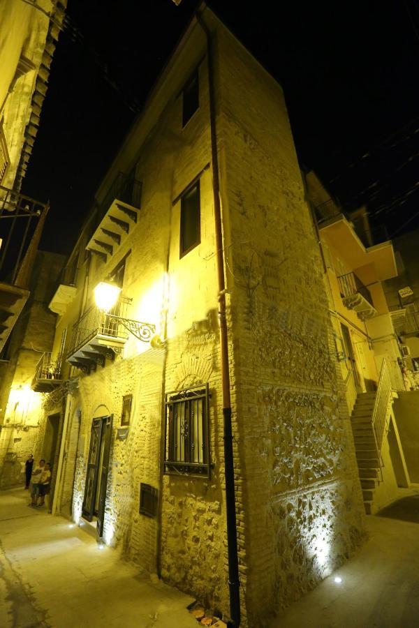 Antica Dimora Dell'Ammiraglio Aparthotel Licata Kültér fotó